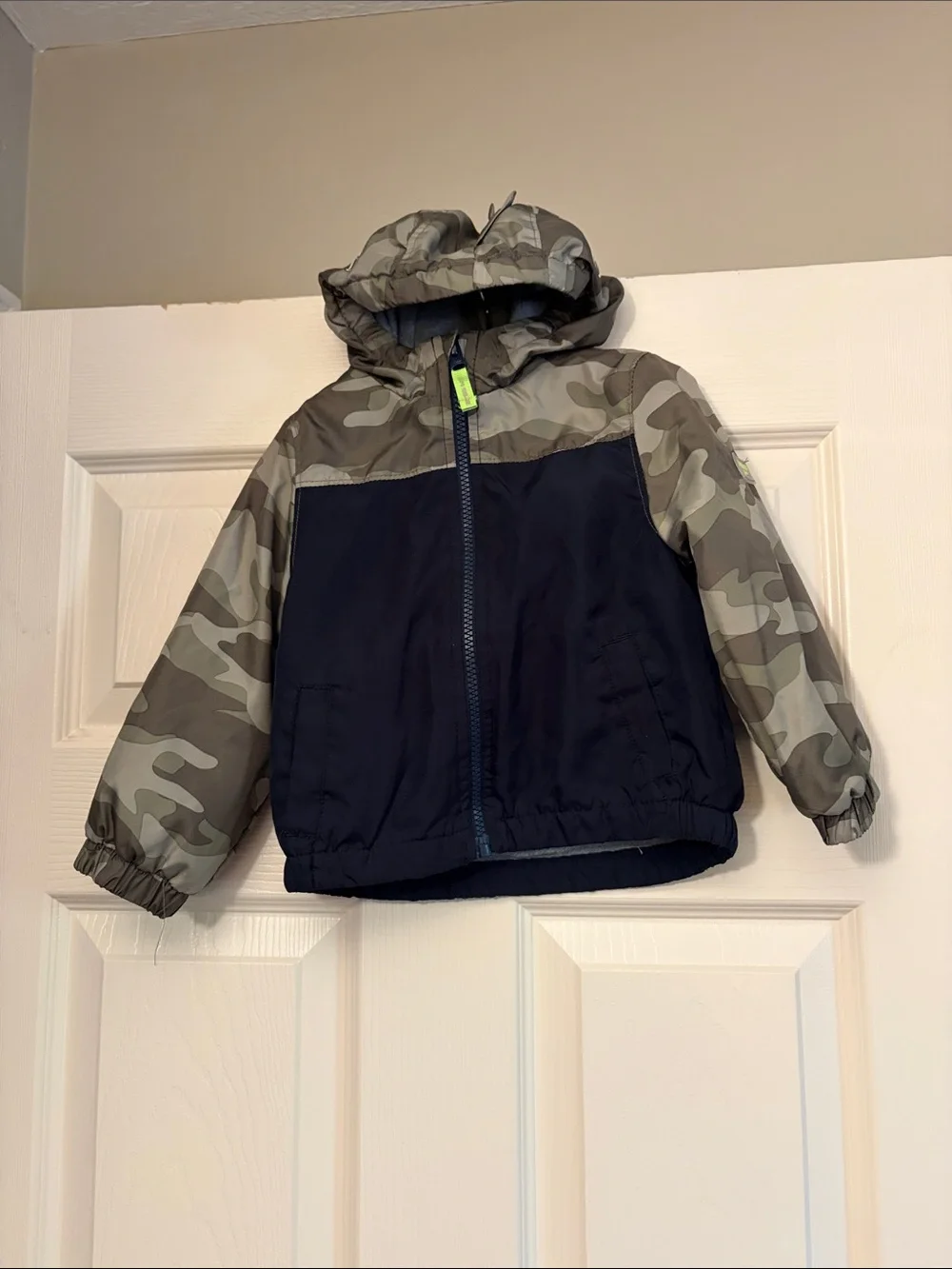 Kids' Camouflage Dino Hooded Jacket - Navy & Camo